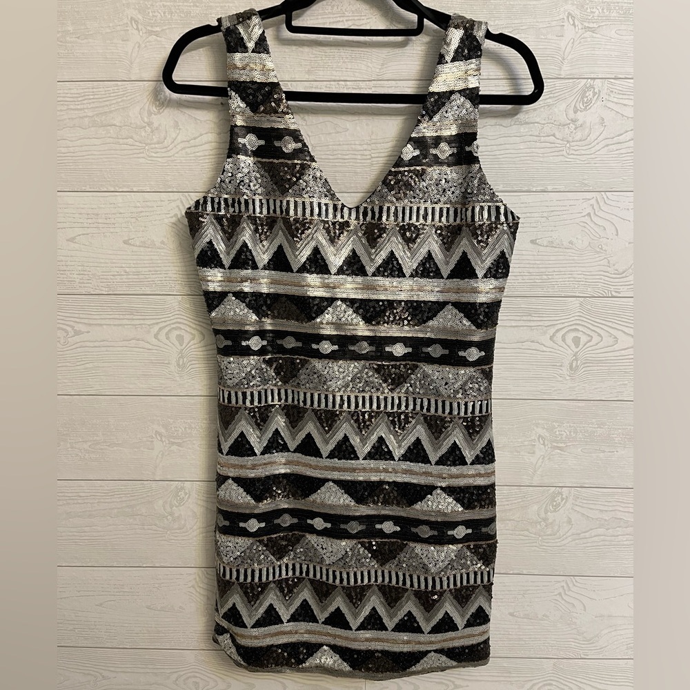 One Clothing L.A. Women’s Black Silver Sleeveless Sequin Mini Dress size…